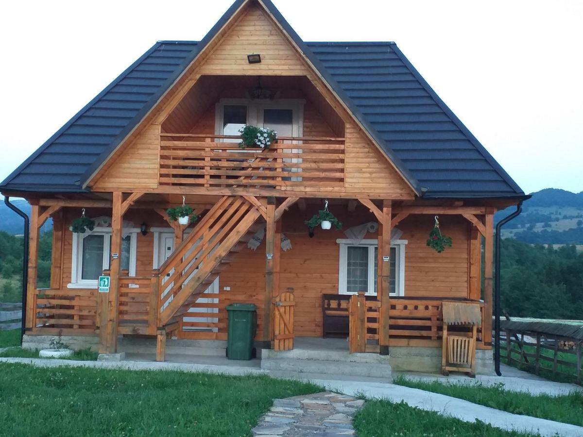Casa Cupcea Villa Budesti  ภายนอก รูปภาพ