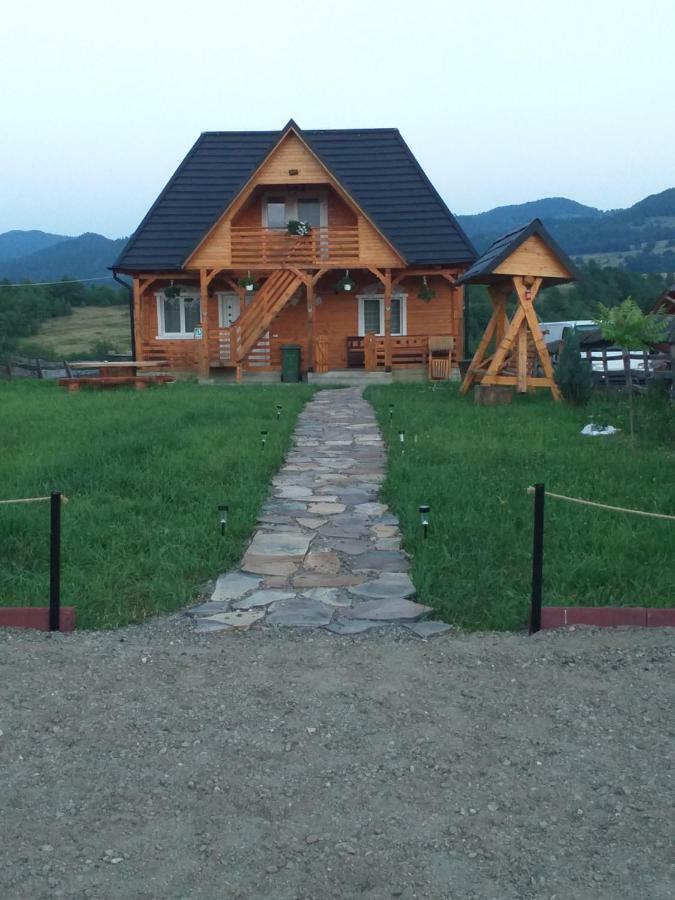 Casa Cupcea Villa Budesti  ภายนอก รูปภาพ